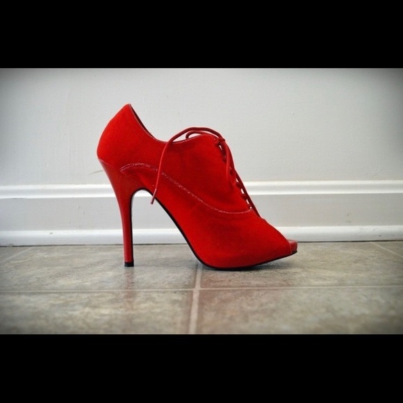 Open toe heels - Picture 6 of 10